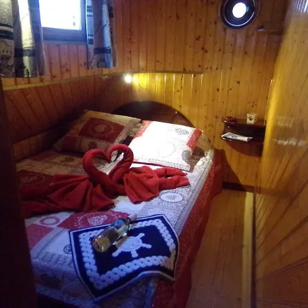 Ibaia Le Bonheur Bed & Breakfast